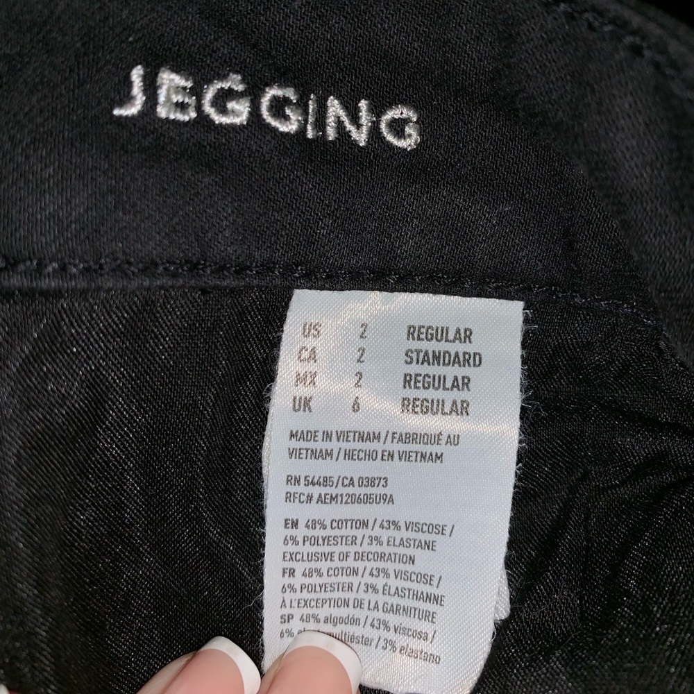 AE black jeggings